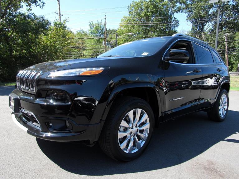 Used 2018 Jeep Cherokee Overland for sale Sold at Victory Lotus in New Brunswick, NJ 08901 4