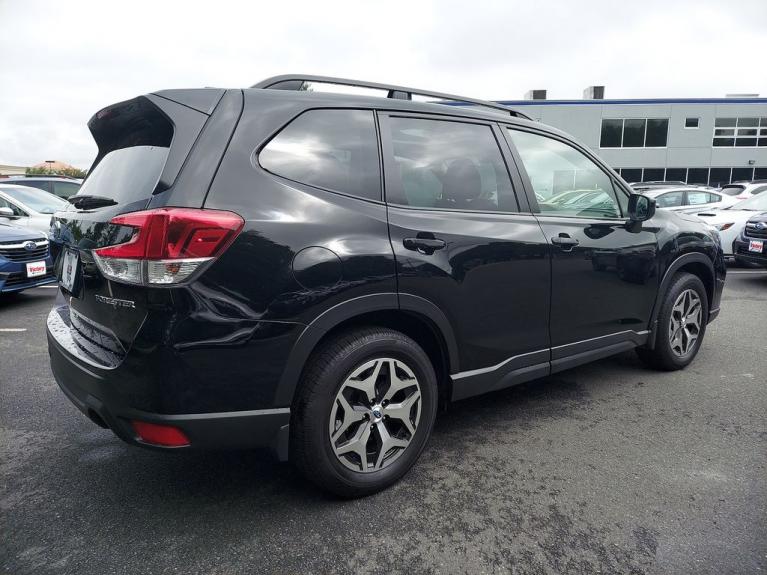 Used 2021 Subaru Forester Premium for sale Sold at Victory Lotus in New Brunswick, NJ 08901 6