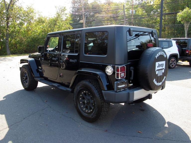 Used 2009 Jeep Wrangler Unlimited Sahara for sale Sold at Victory Lotus in New Brunswick, NJ 08901 5