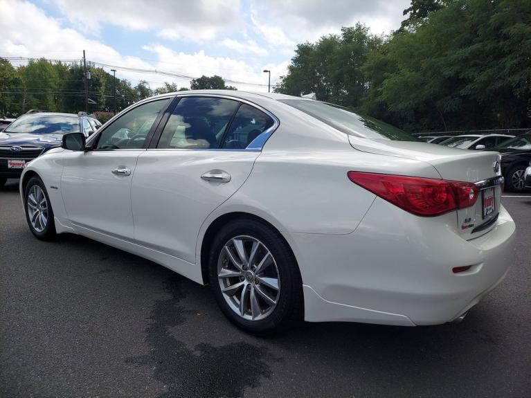 Used 2014 INFINITI Q50 Hybrid Premium for sale Sold at Victory Lotus in New Brunswick, NJ 08901 4