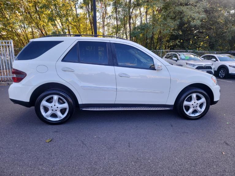Used 2008 Mercedes-Benz M-Class 3.5L for sale Sold at Victory Lotus in New Brunswick, NJ 08901 6