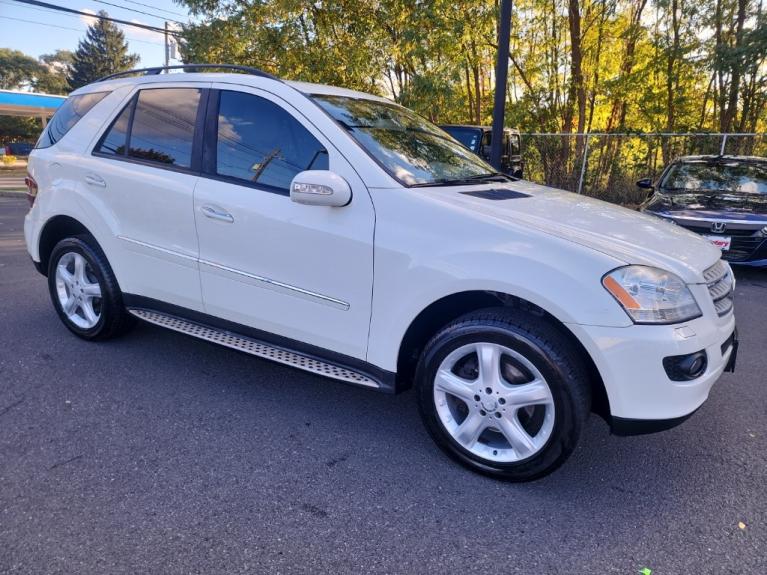 Used 2008 Mercedes-Benz M-Class ML 350 for sale Sold at Victory Lotus in New Brunswick, NJ 08901 7