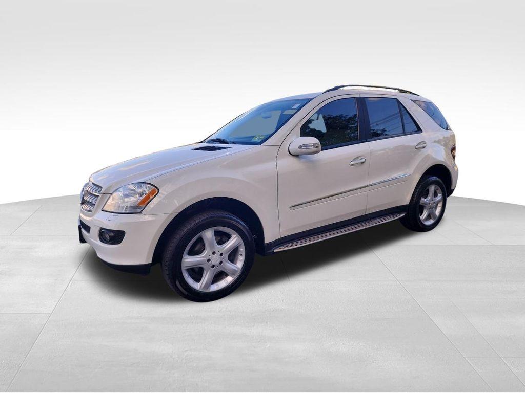 Used 2008 Mercedes-Benz M-Class 3.5L for sale Sold at Victory Lotus in New Brunswick, NJ 08901 1