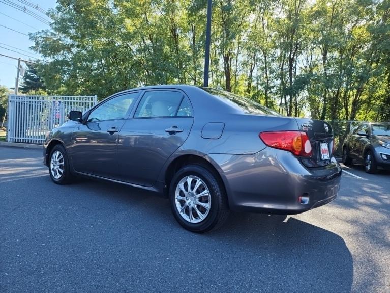 Used 2010 Toyota Corolla LE for sale Sold at Victory Lotus in New Brunswick, NJ 08901 3