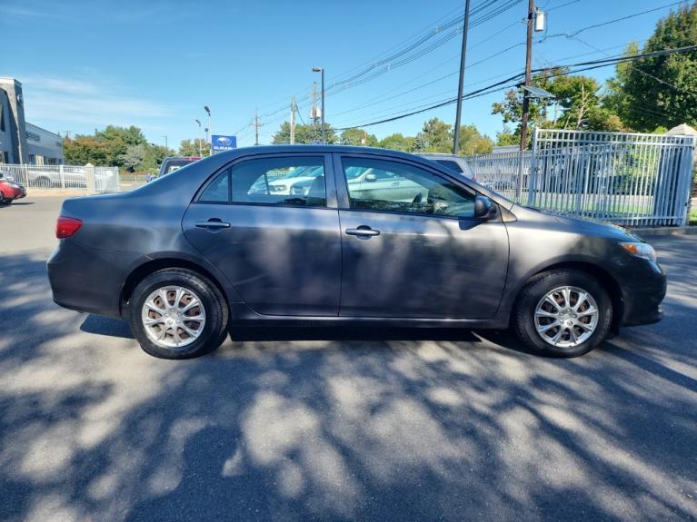 Used 2010 Toyota Corolla LE for sale Sold at Victory Lotus in New Brunswick, NJ 08901 6