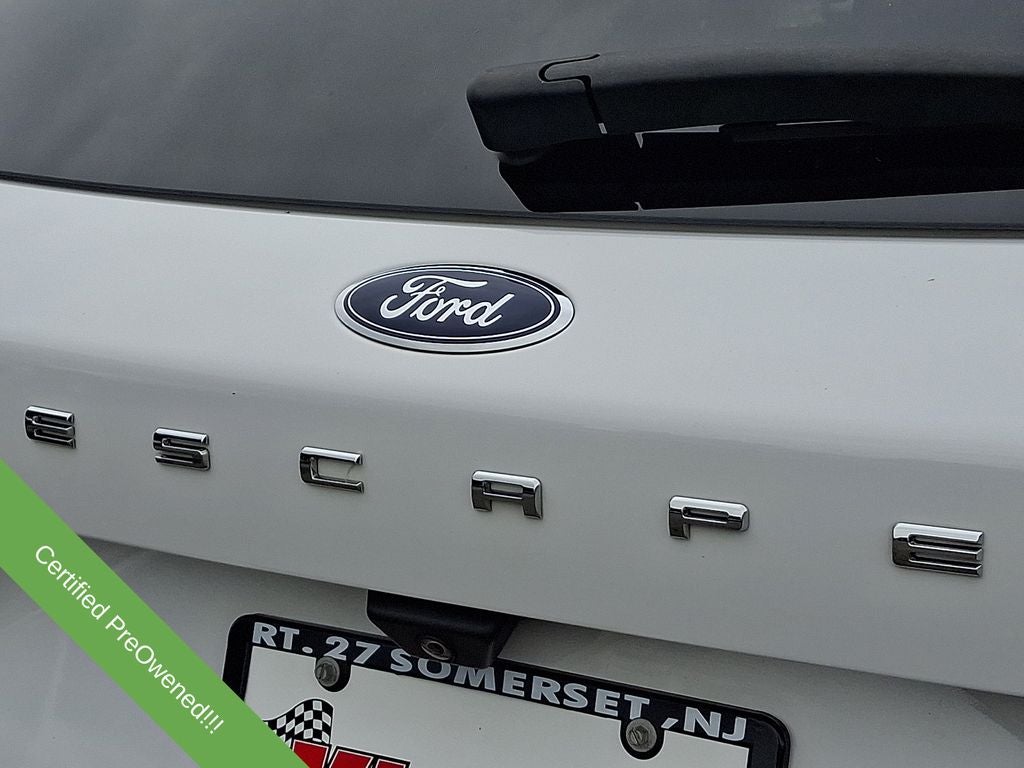 2022 Ford Escape Hybrid SE