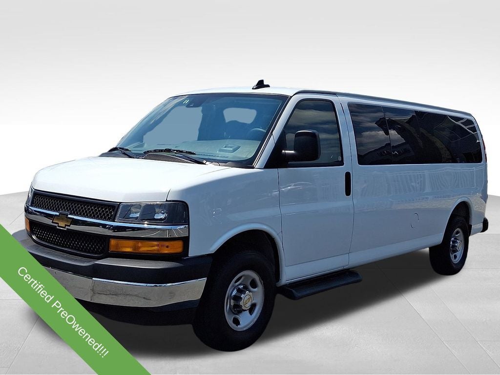2025 Chevrolet Express 3500 LT Passenger