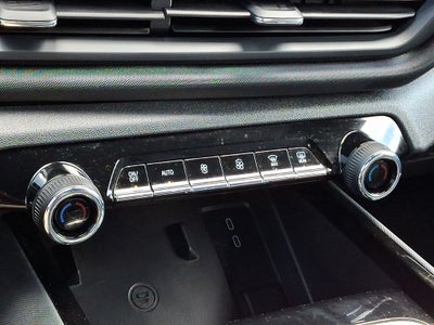2025 Chevrolet Silverado EV LT