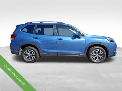 2024 Subaru Forester Premium