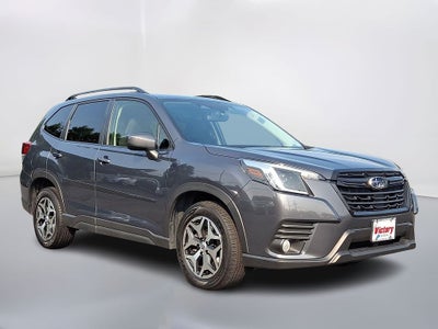 2022 Subaru Forester Premium