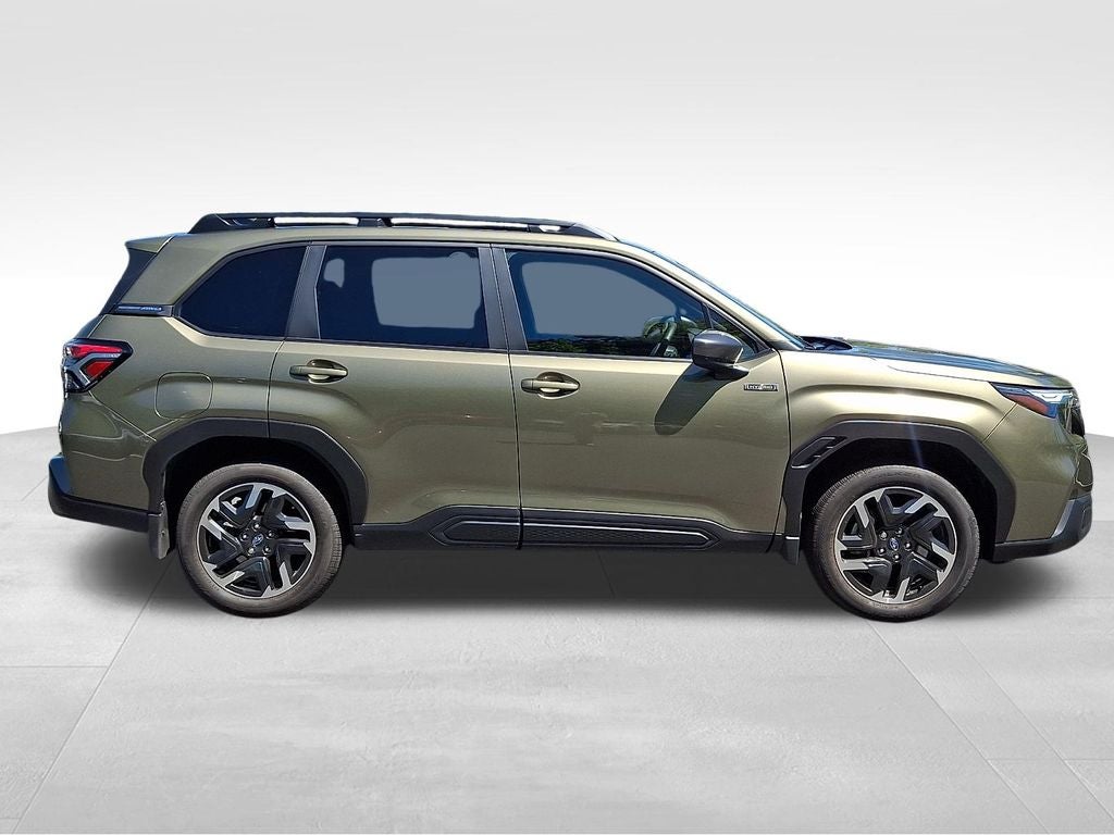 2025 Subaru Forester Hybrid Premium