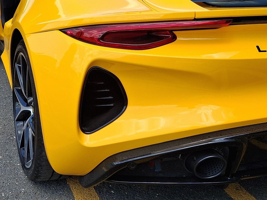 2025 Lotus Emira V6