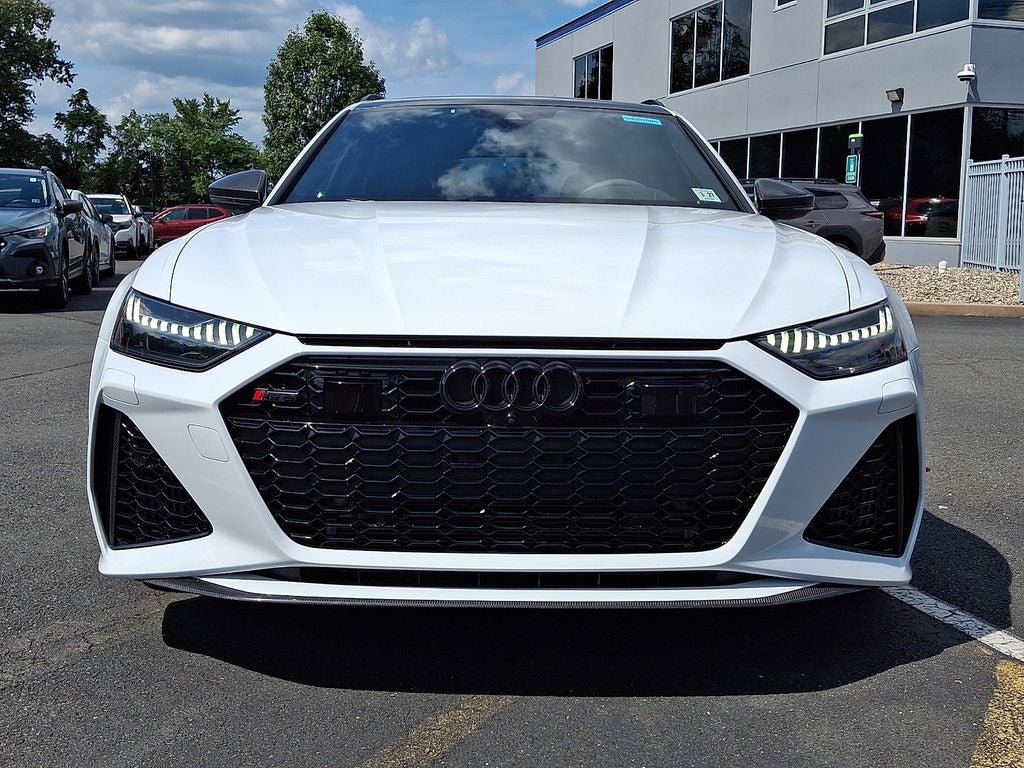 2022 Audi RS 6 4.2 quattro